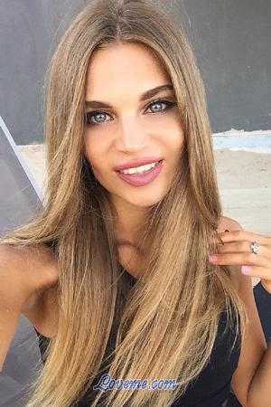 193837 - Anastasia Age: 32 - Russia