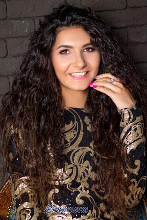 180442 - Jamala Age: 29 - Ukraine