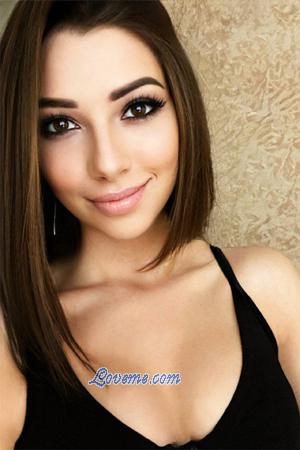 181380 - Elena Age: 25 - Ukraine