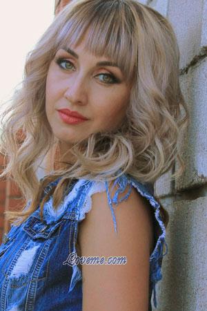 184033 - Svetlana Age: 35 - Ukraine