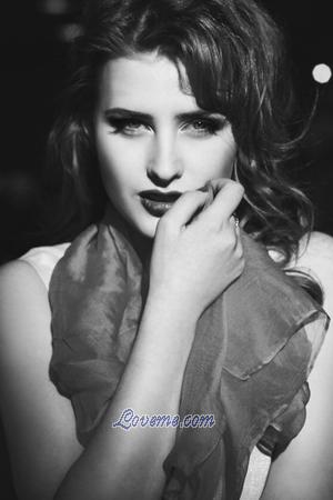 191742 - Anna Age: 27 - Ukraine