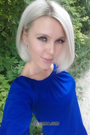 195744 - Tatiana Age: 37 - Russia