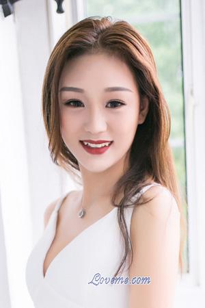 214210 - Yue Age: 23 - China