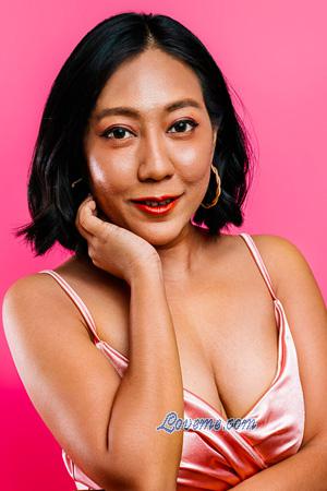 227208 - Looknam Age: 35 - Thailand