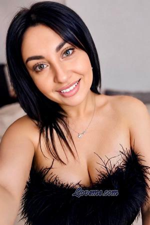 228082 - Vika Age: 27 - Ukraine
